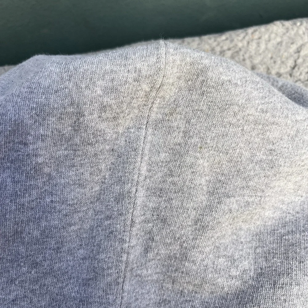 Vintage University of Minnesota Duluth Hoodie UMD Bulldogs Hockey Sweatshirt
